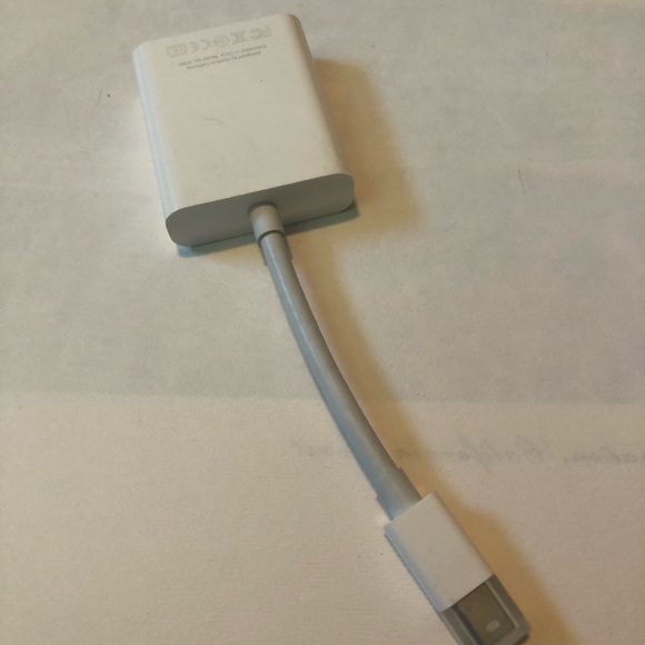 APPLE MINI DISPLAY PORT ADAPTER for Mac - Picture 3 of 6